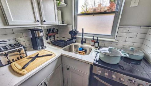 Stylish & Cozy #4 8 mins to DCA & Washington DC - Foto 2, stove