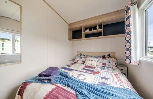 Cabin - Sleeps 4 - Pets Ok - Balcony - Parking - Foto 5