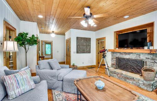 Luxe Trillium Home with Fire Pit, 5 Mi to Cashiers - Foto 16