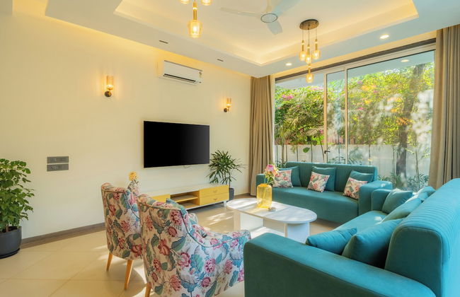 ELIVAAS Laguna Camellia | Luxe 4 BHK Villa Near Popular Beaches with Private Pool - Photo 59