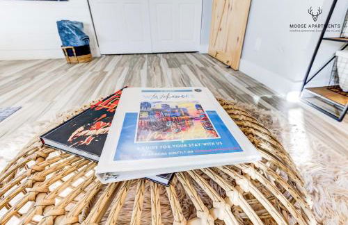 The Moose #6 - Modern Luxe Studio with Free Parking & King Bed - Foto 11