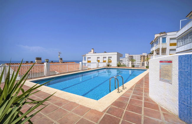 Apartment in Roses Near Canyelles Beach - Photo 1