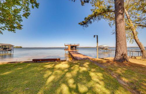 Family Retreat on Cedar Creek Lake! Dock and Views - Foto 32
