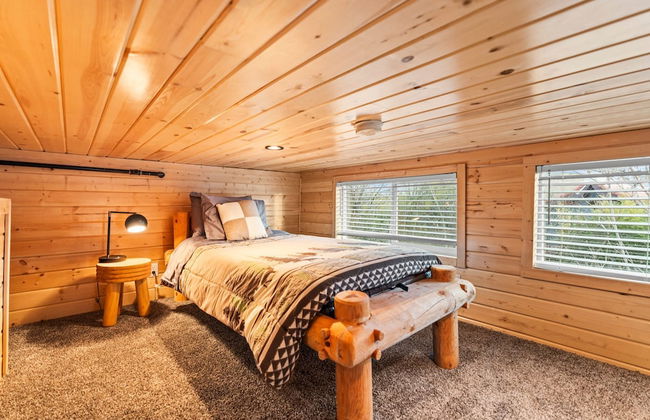 NEW Moondance Majestic Mini Cabin Cathedral Rock - Foto 26