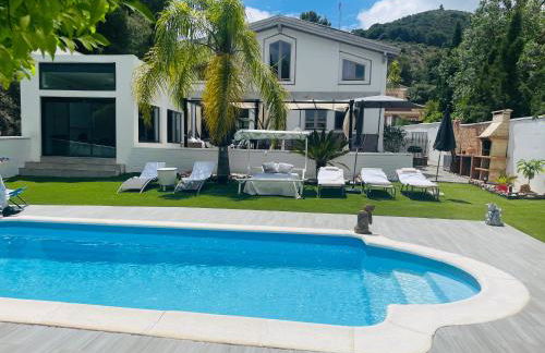 Villa Palmera - Photo 1