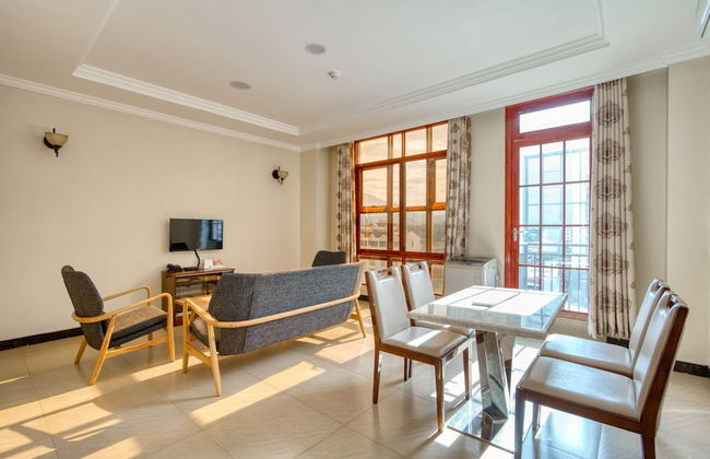 Kibo Palace Apartments - Photo 27