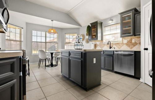 Luxurious MTZ Homes Modern Style - Foto 10