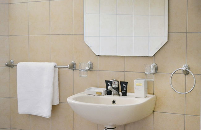 Beautiful Modern Apartment 3BDR E3 - Photo 24