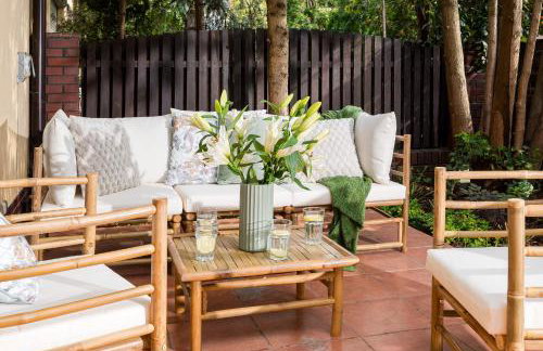 Warm & cosy 2-store 3-BR House with fireplace, living room, garden, terrace, balcony & parking 30 minutes from Warsaw Centre - Foto 44