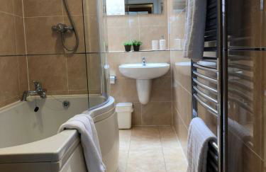 Oakbank - Comfort in the Glens! - Photo 6