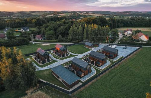 VILLAGE RESORT Sauna & Jacuzzi & Netflix - Photo 13