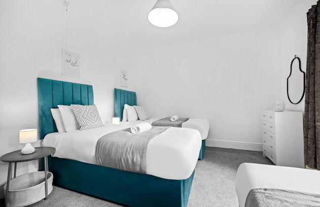 Cosy Three Bedroom Family Home With Garden - Foto 5