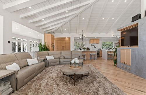 Exclusive Resort Escape - Heated Pool, Spa & Pickleball - Foto 25