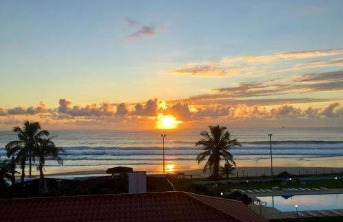 Duplex pé na areia Praia Brava - Foto 43