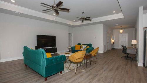 Pleasant Dreams House during November 2023 with a - Foto 5