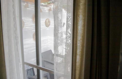 Sun-Kissed Cozy Bungalow - Foto 12