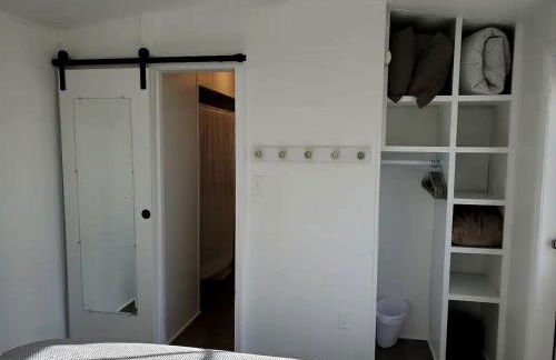 Cozy Bungalow Rental Perfect for Glamping in Michigan - Foto 17