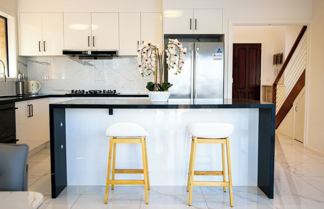 StayAU 6BR Deluxe Lakeview Point Cook - Foto 30