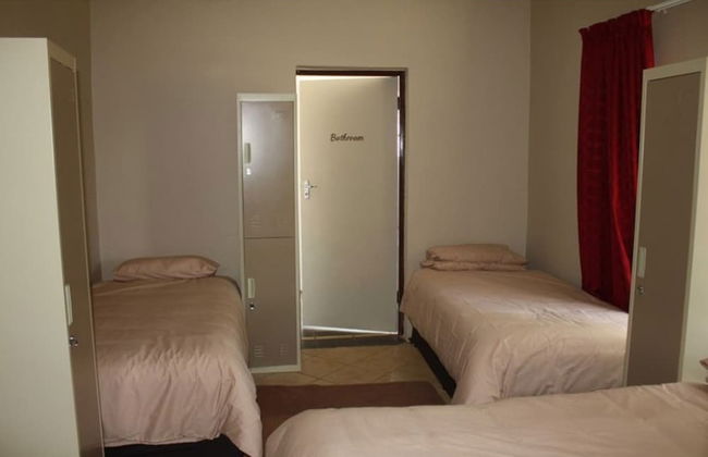 Room in Guest Room - Old Farmhouse for 3 in Limpopo Province - Foto 7