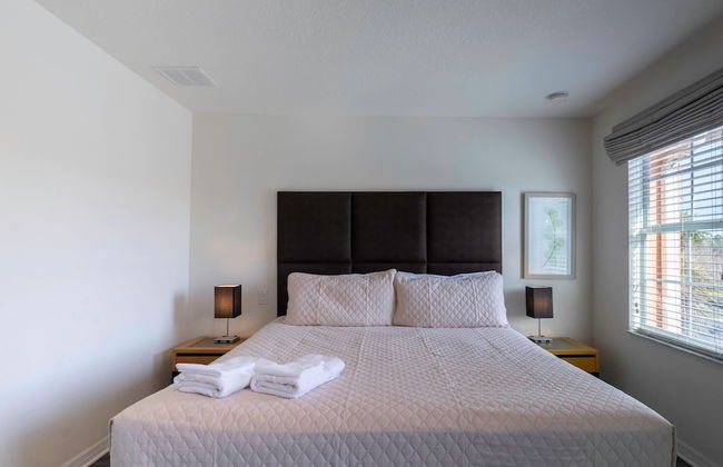 Townhome Jacuzzi Grill 10 min Disney - Foto 7