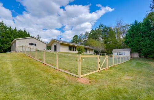Home 14 Mi to Shenandoah Nat’l Park! Fenced Yard - Foto 2