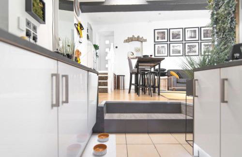 Bumblebee checkout 2pm Frome Longleat Aqua Sana Bath 5 people PRIVACY - Foto 57