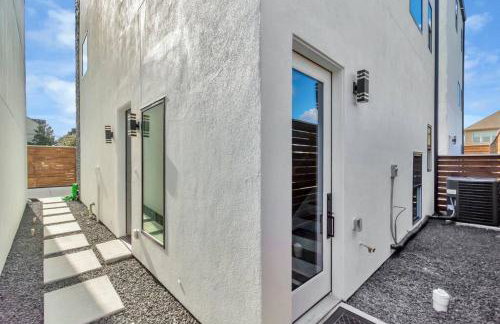 The Suite Spot! Downtown Skyline Views! Sleeps 12 - Foto 38