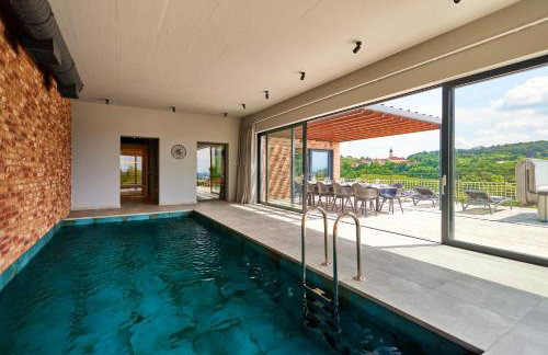 Holiday house Sunset Chalet - Indoor pool - Foto 1