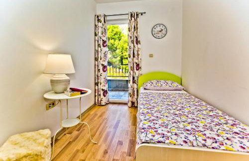 ISLAND HVAR LUXE Holiday Villa Maslina with Beach - Photo 16