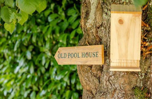 The Old Pool House, Stylish Large Studio in Private Country Estate with Air Con - Foto 22