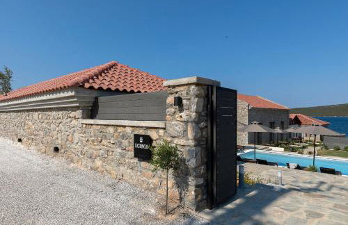 Lichnos Luxury Suites - Photo 39