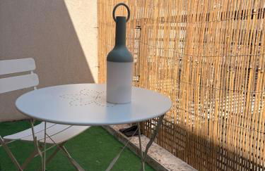 Petit chez moi avec parking - Photo 4