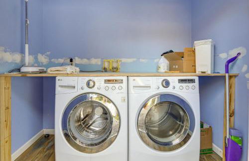 12 Mi to Beach! Cozy Cove with Patio in Newport - Foto 19