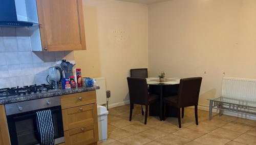 2 bed-Sleeps 4-Private Patio-Pets-Near Heathrow - Foto 3, stove