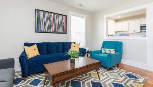 Step into Style Charming RVA Getaway! - Foto 3