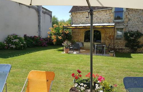 Maison de village avec piscine privative - gite-loubaribas - Foto 11