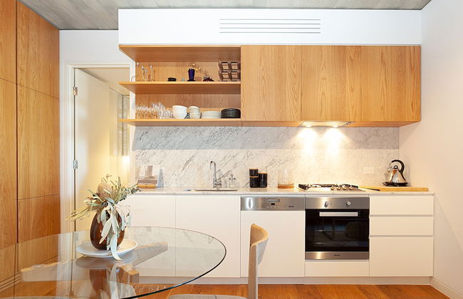 Short Lane Apartments by Urban Rest - Photo 6