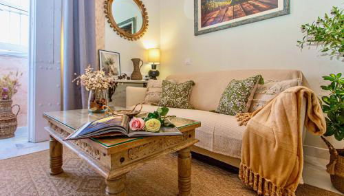 Wehostcostaluz Le Petit Palace Catedral con parking gratuito - Foto 2