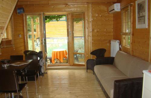 Zeus-Village οικισμός φινλανδικών chalet με πισίνες & γυμναστήριο - Foto 22