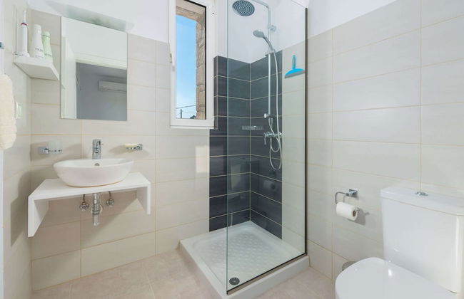 Villa in Rhodes With Infinity Pool & BBQ - Foto 19