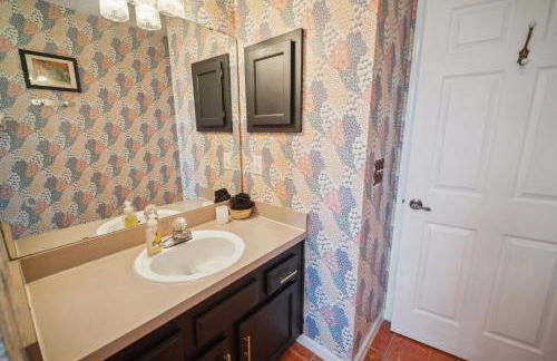 Pondside Perch - Your Waterfront Retreat home - Foto 37