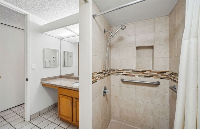 Maui Schooner Resort - Photo 34