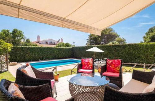 VILLA JARAMA - Elegante chalet cerca de la playa - Foto 18