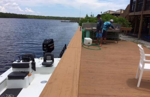 River Wilderness Waterfront Cabins - Photo 15