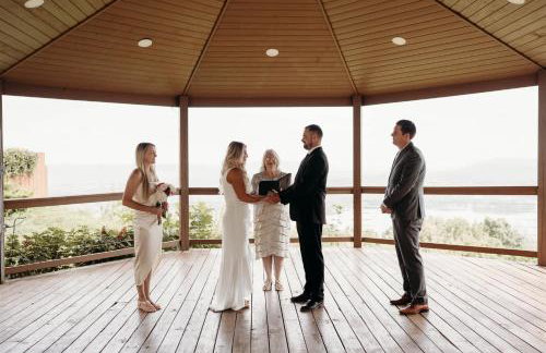 The Summit - 4 cabin getaway for 20 guests with views - Foto 65