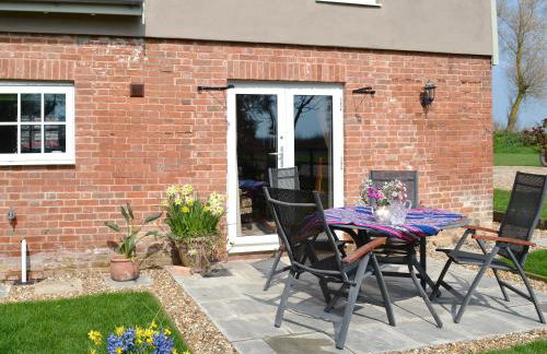 Honeypot Cottage - Photo 2