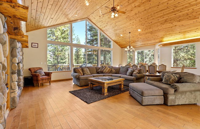 The Lodge on Oaxaco - Epic Man Cave / Billiard Room - Foto 17