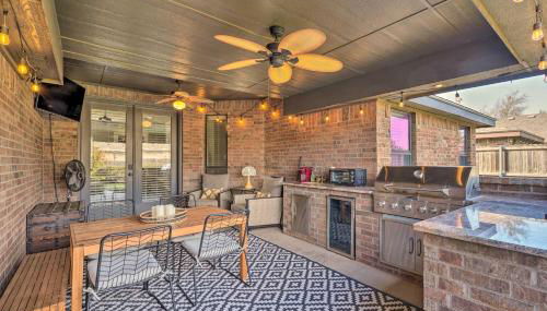 Luxe Midland Retreat with Patio, Grill and Yard! - Foto 2