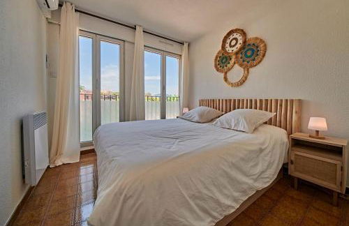 Sunrise -Swimming-pool-Saint-Tropez center-parking - Photo 9