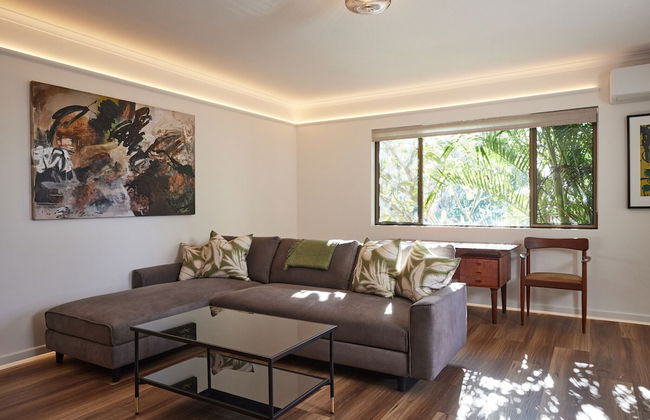 Little Palms by Burleigh Letting Co - Photo 19